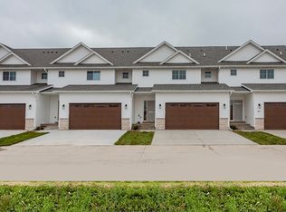 713 Spruce St NW, Bondurant, IA 50035