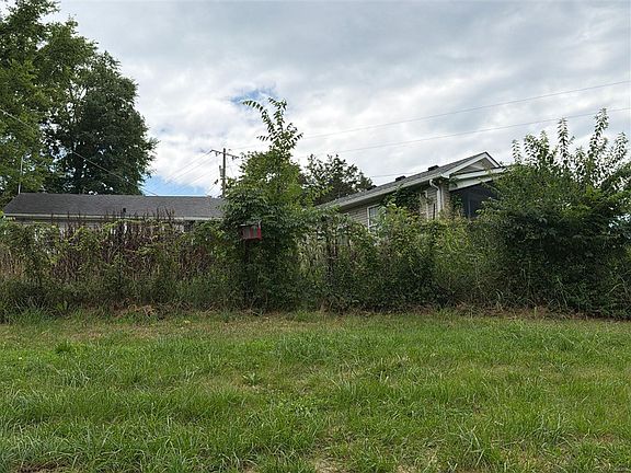 4th image of 80 Lago Vista Dr