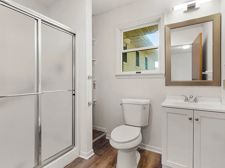 2107 Garden Dr — Photo 12