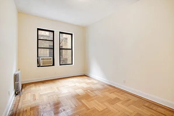 Rented by Compass | media 9