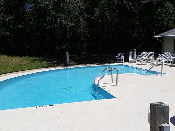 clubhouse pool