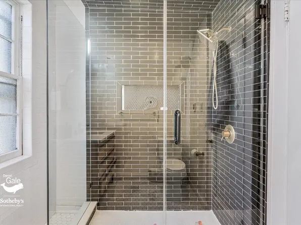 116-33 Union Turnpike image 30 of 40