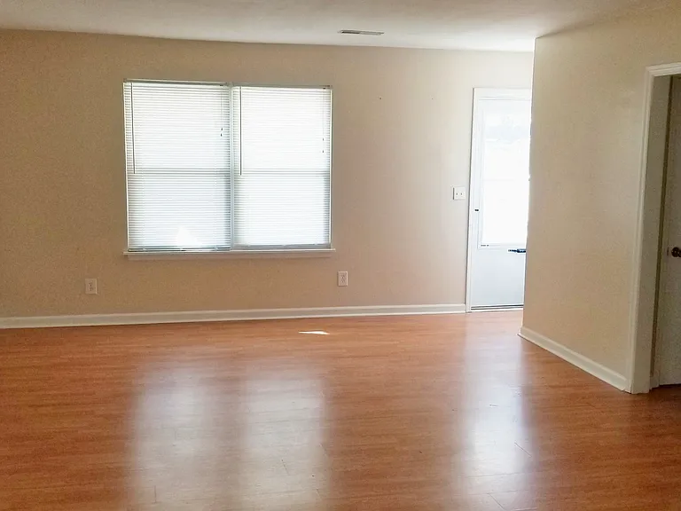 805A Sandpiper Dr — Photo 3