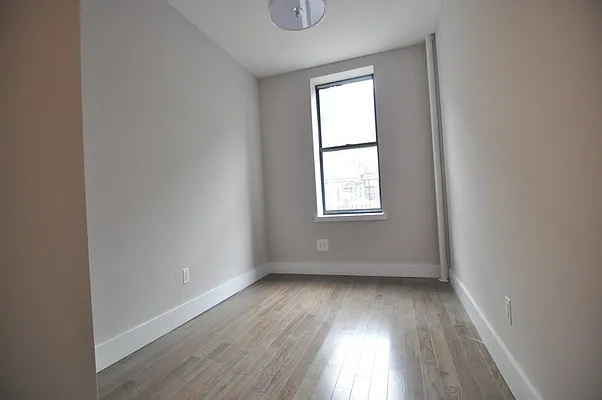 Rented by Brooklive Management/Deergrow Developments LLC | media 14