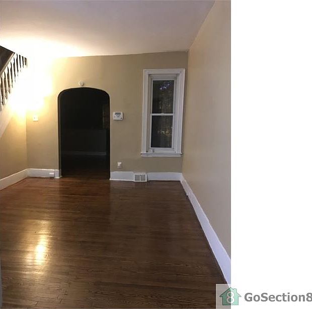 1st image of 1812 S 57th St