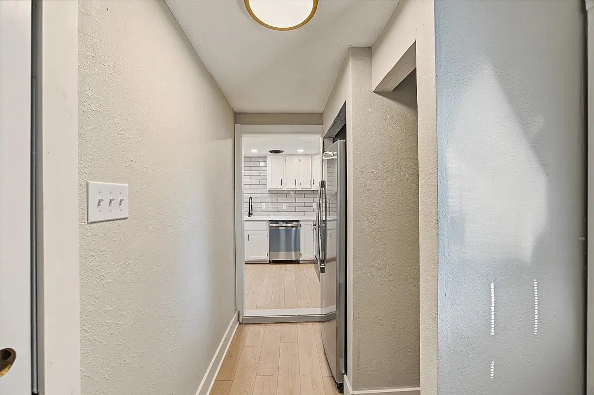 3 bed, 1080 sqft, $1,450 — Photo 4