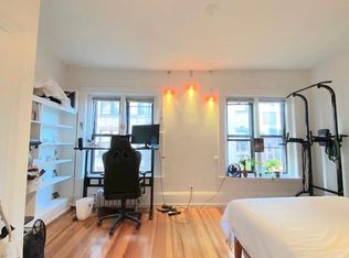 353 Commonwealth Ave APT 4R, Boston, MA 02115