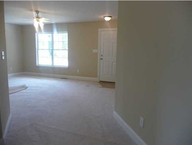 2nd image of 528 Horne St