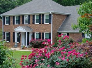 202 Thornhill Dr, Spartanburg, SC 29301