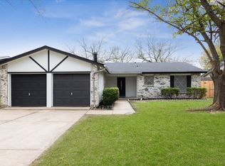 1318 Willowbrook St, Lancaster, TX 75134
