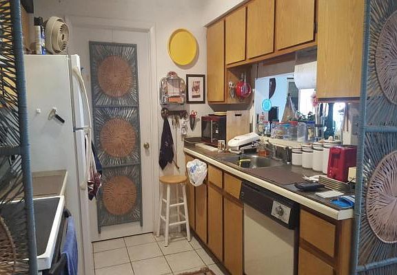 Home For Sale In CINNAMON TREE