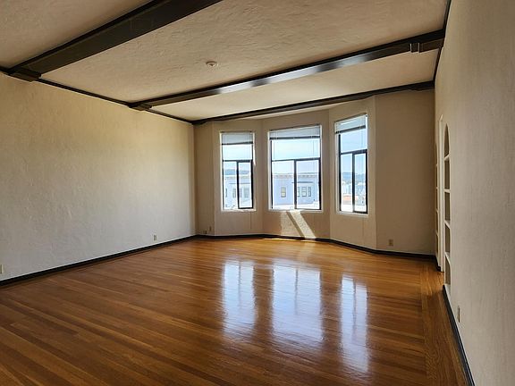 3rd image of 3625 Fillmore St APT 12