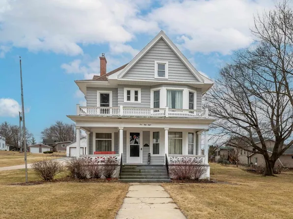 158 East Water Street, Shullsburg, WI 53586