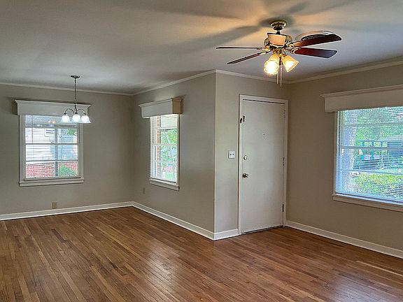 4th image of 424 Forest Hills Dr