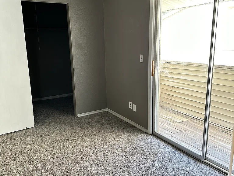 1100-1200 S Lynn Ln #21 — Photo 21
