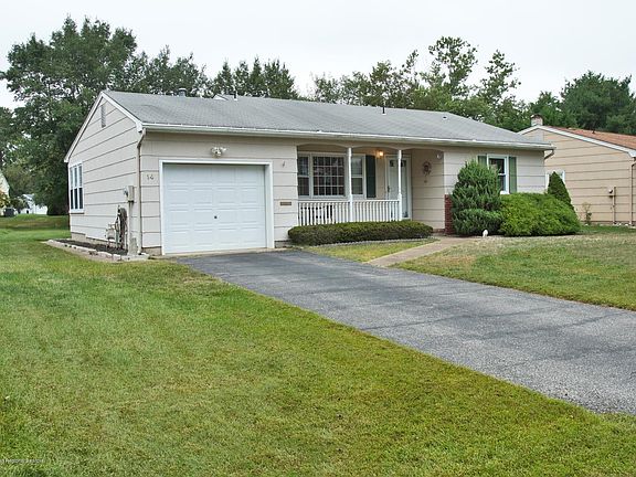 2nd image of 14 Sherwood Ln