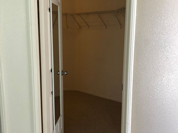 Walk-in closet entrance
