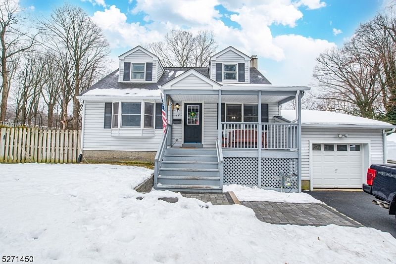 1st image of 12 Adams Dr