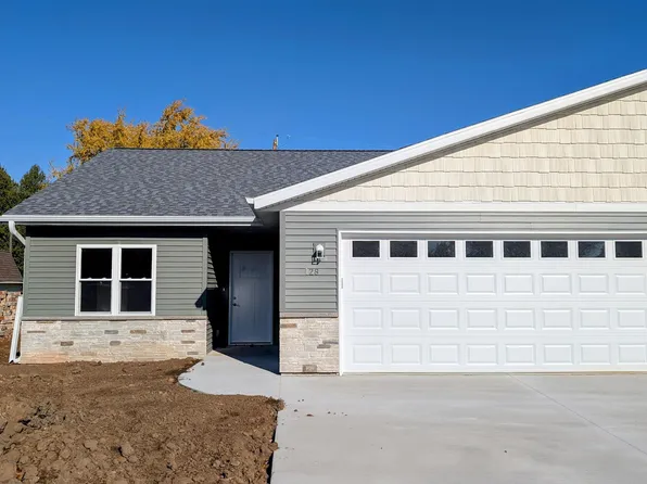 128 Evergreen Ln, Chilton, WI 53014