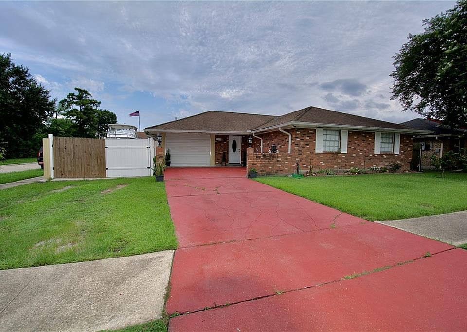 1st image of 2501 Buccaneer Dr