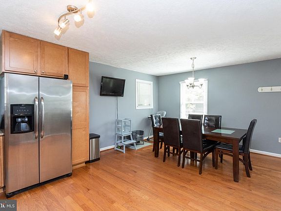 4th image of 7861 Mayford Ave