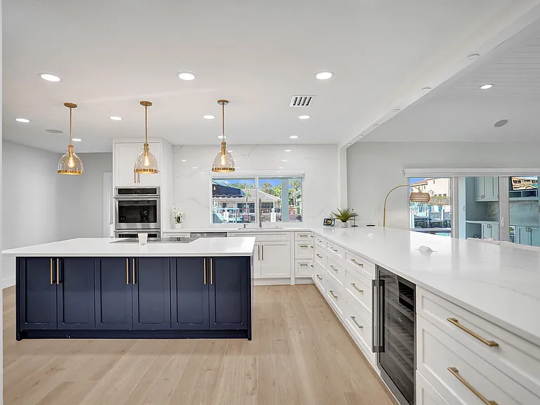 885 Nafa Dr — Photo 24