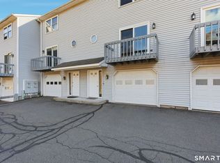 100 Northampton Ln APT 12, Plainville, CT 06062