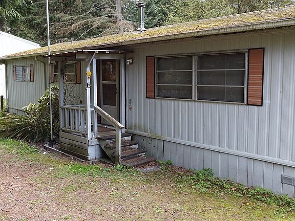 3rd image of 44032 Fir Road