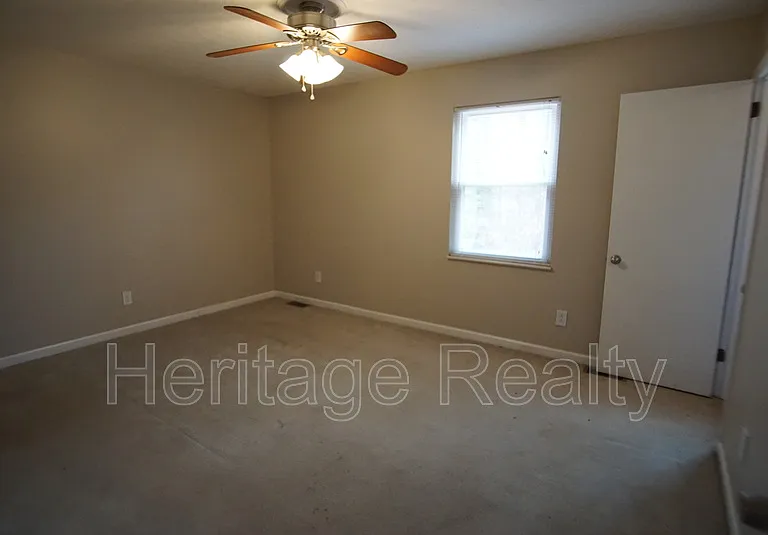 6209 Bryan Ln — Photo 19