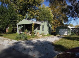 135 1/2 W High St, Mooresville, IN