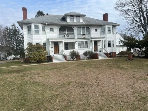 3192 Pawtucket Ave, Riverside, RI 02915
