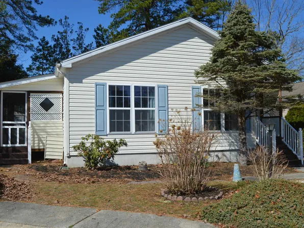 4 Laurel Ct, Mays Landing, NJ 08330