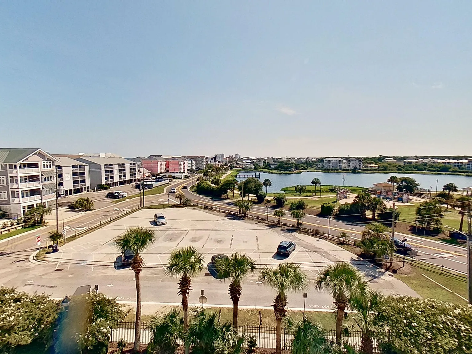 3 bed, 3.5 bath, $2,800 — Photo 4