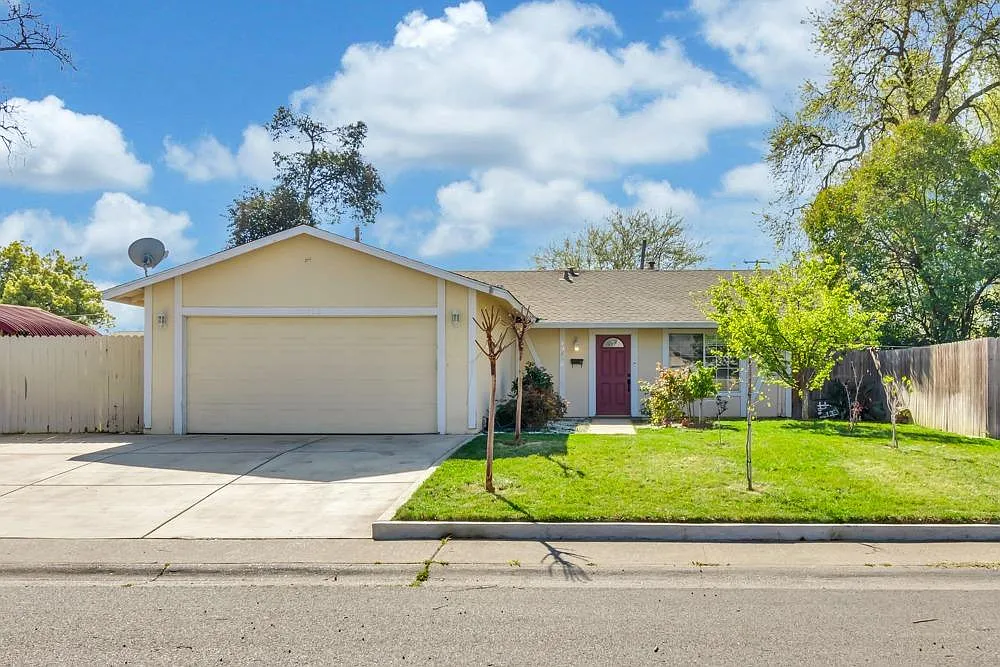 10430 Mills Tower Dr photo 1