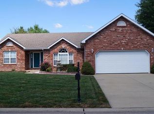 2221 Deer Springs Trl, Shiloh, IL 62221