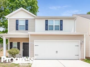 8528 Paw Valley Ln, Charlotte, NC 28214