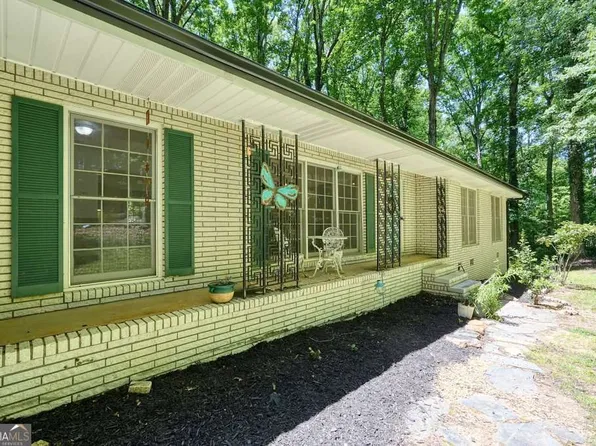 285 Hembredge Dr, Canton, GA 30115
