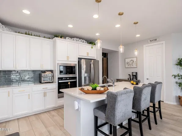 1830 W ZINC Way, San Tan Valley, AZ 85144