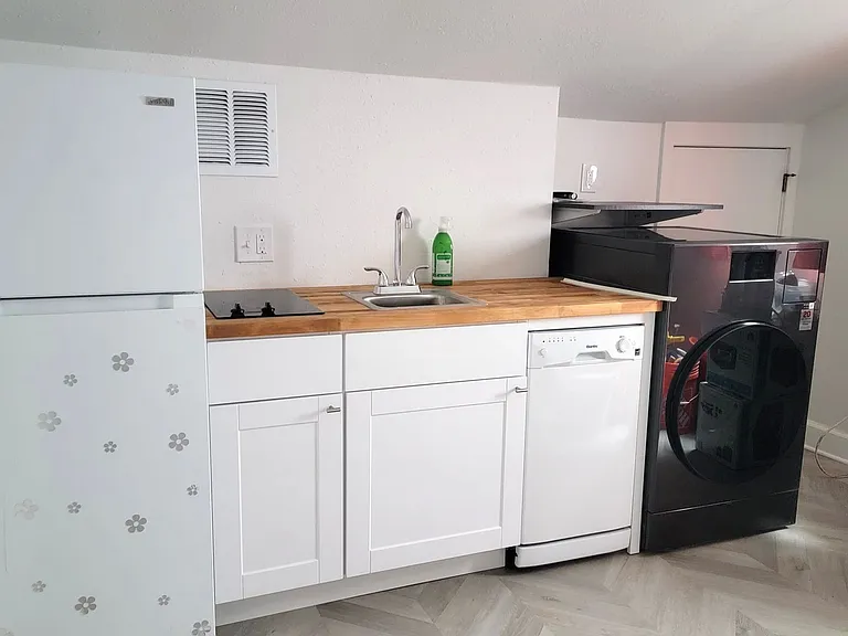5020 NE Alberta St #B — Photo 7
