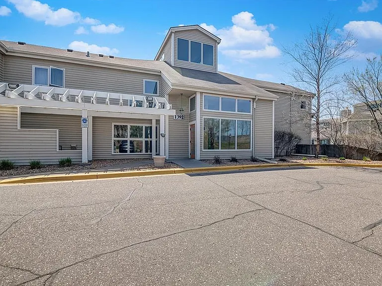 1392 Carling Dr #104 — Photo 20
