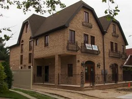 Sold by DONT USE Dreamlife Realty | media 6