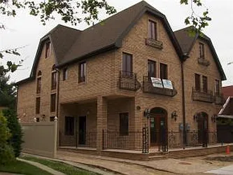 Sold by DONT USE Dreamlife Realty