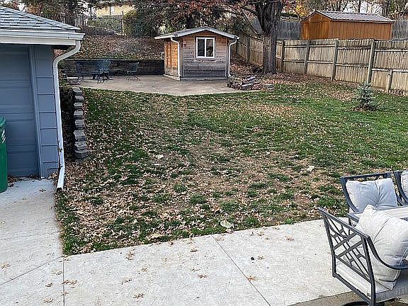 3rd image of 4908 Orchard Dr