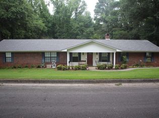 1405 Holly St, Nashville, AR 71852