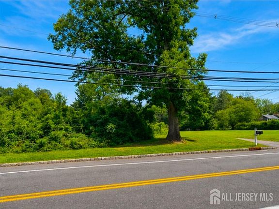 4th image of 116 Mount Bethel Rd