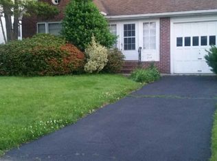 124 Williams Ave, Hasbrouck Heights, NJ 07604
