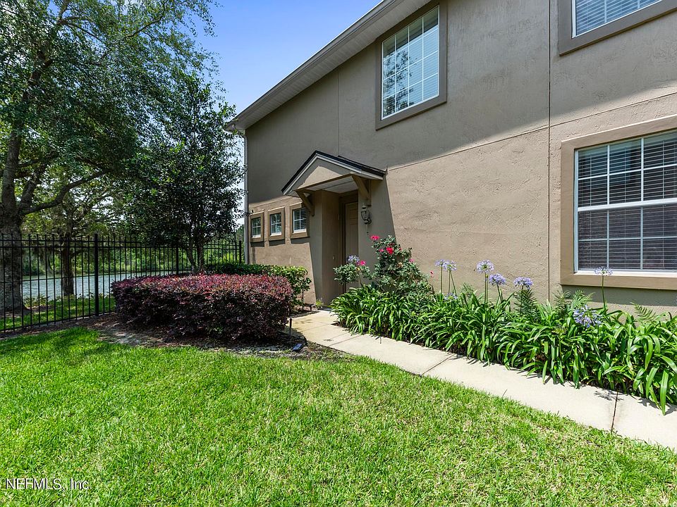 1st image of 3921 BUCKTHORNE Drive #A
