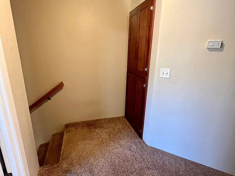 173 N Royal Ave — Photo 21