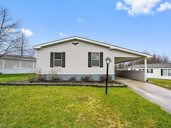 2nd image of 30 Cardinal Dr