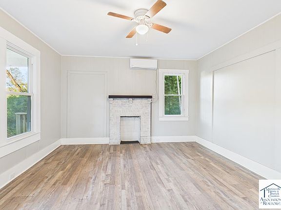 3rd image of 2028 Appalachian Dr